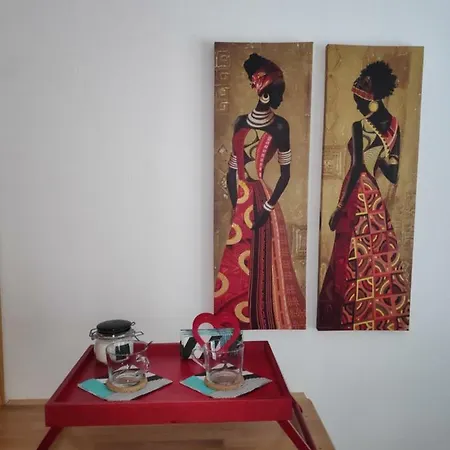 House Godec Nastanitev v družini *